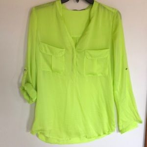 Gorgeous neon shirt 👚